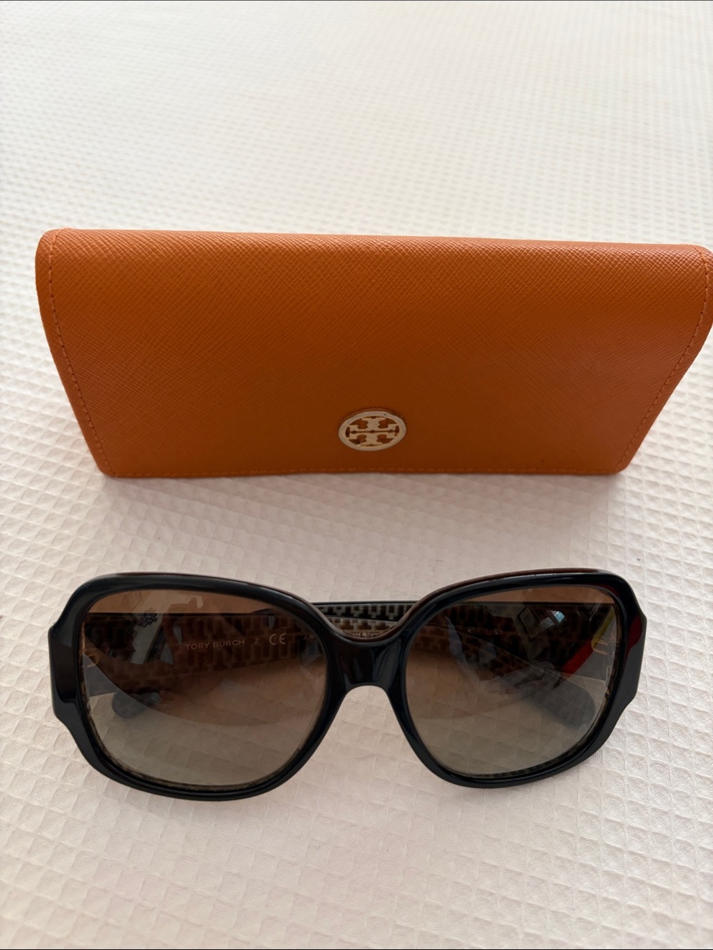 Tory Burch Black Sunglasses with Orange Logo Case